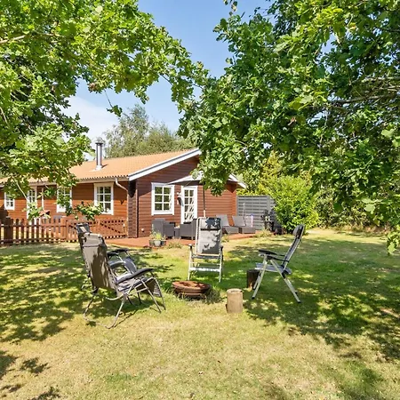 Tian - From The Sea By Interhome